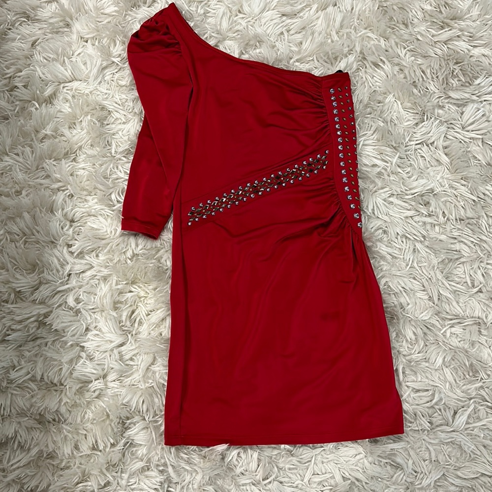 One shoulder dress